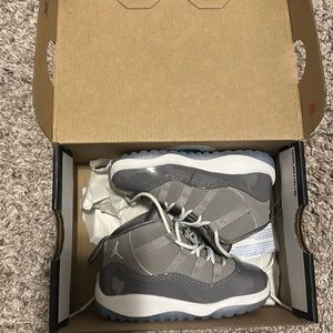 Cool grey Jordan’s retro 11